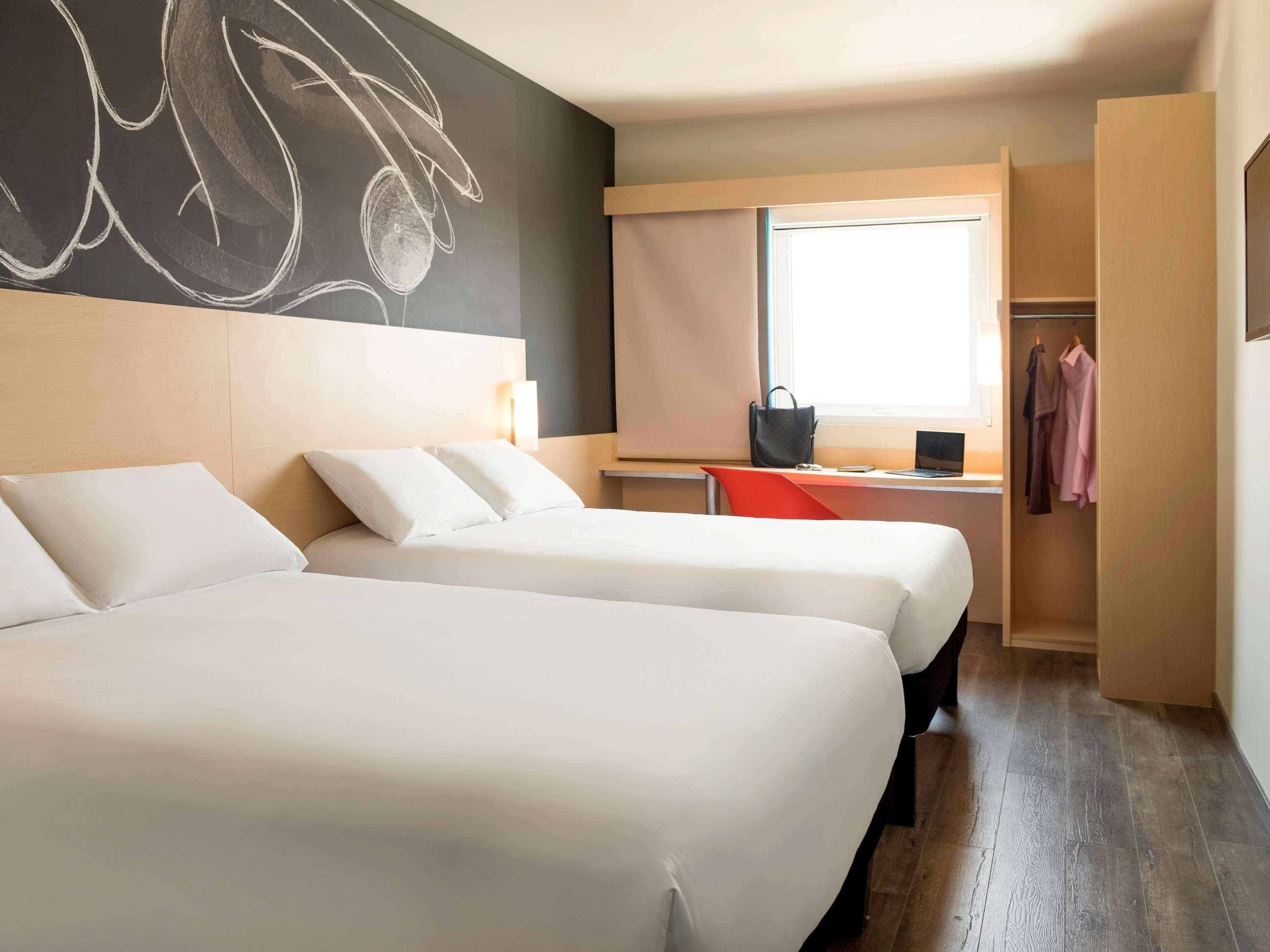 Ibis Irapuato Hotell Exteriör bild