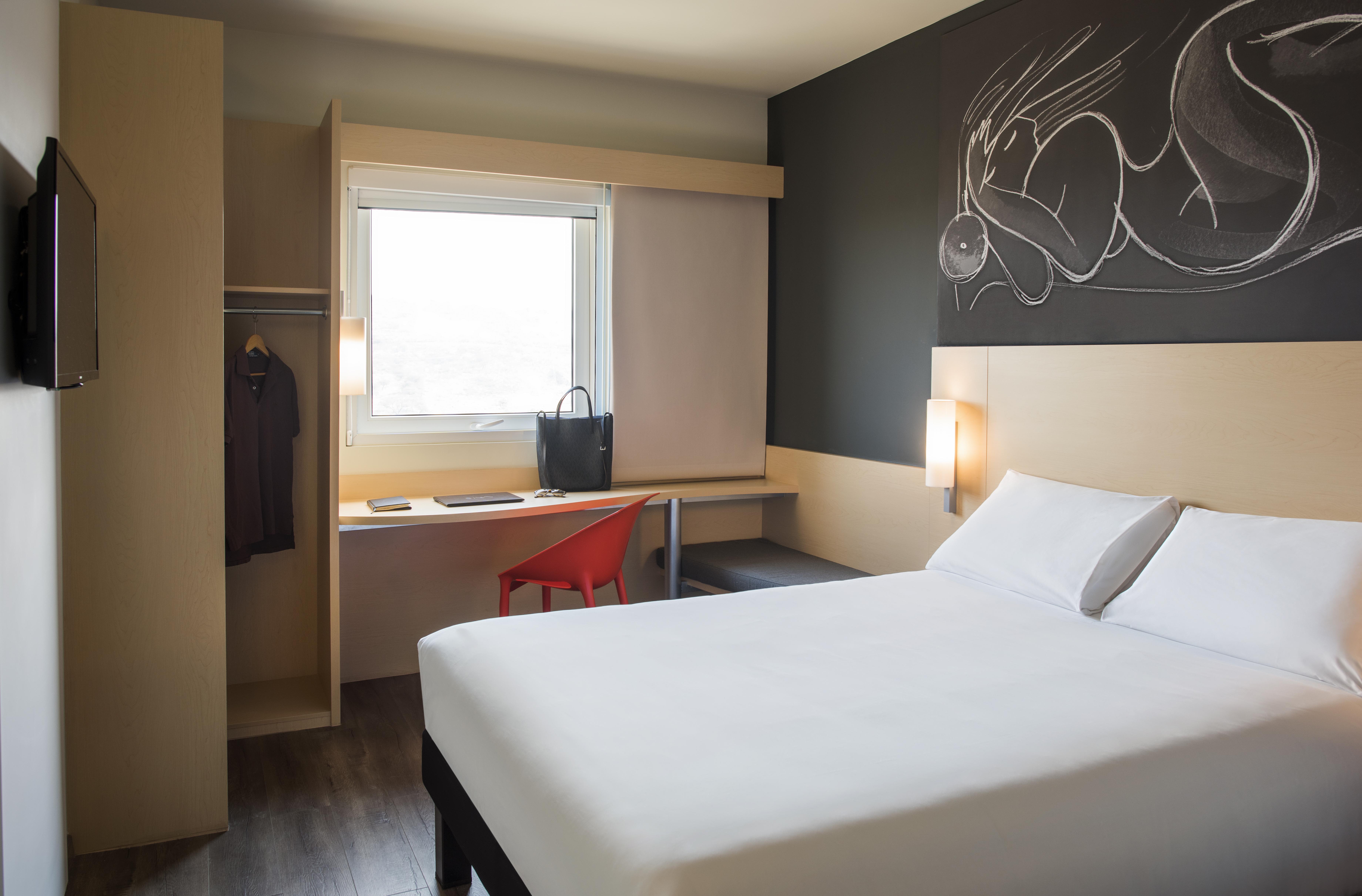 Ibis Irapuato Hotell Exteriör bild