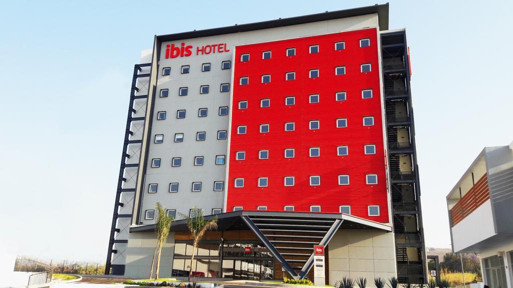 Ibis Irapuato Hotell Exteriör bild